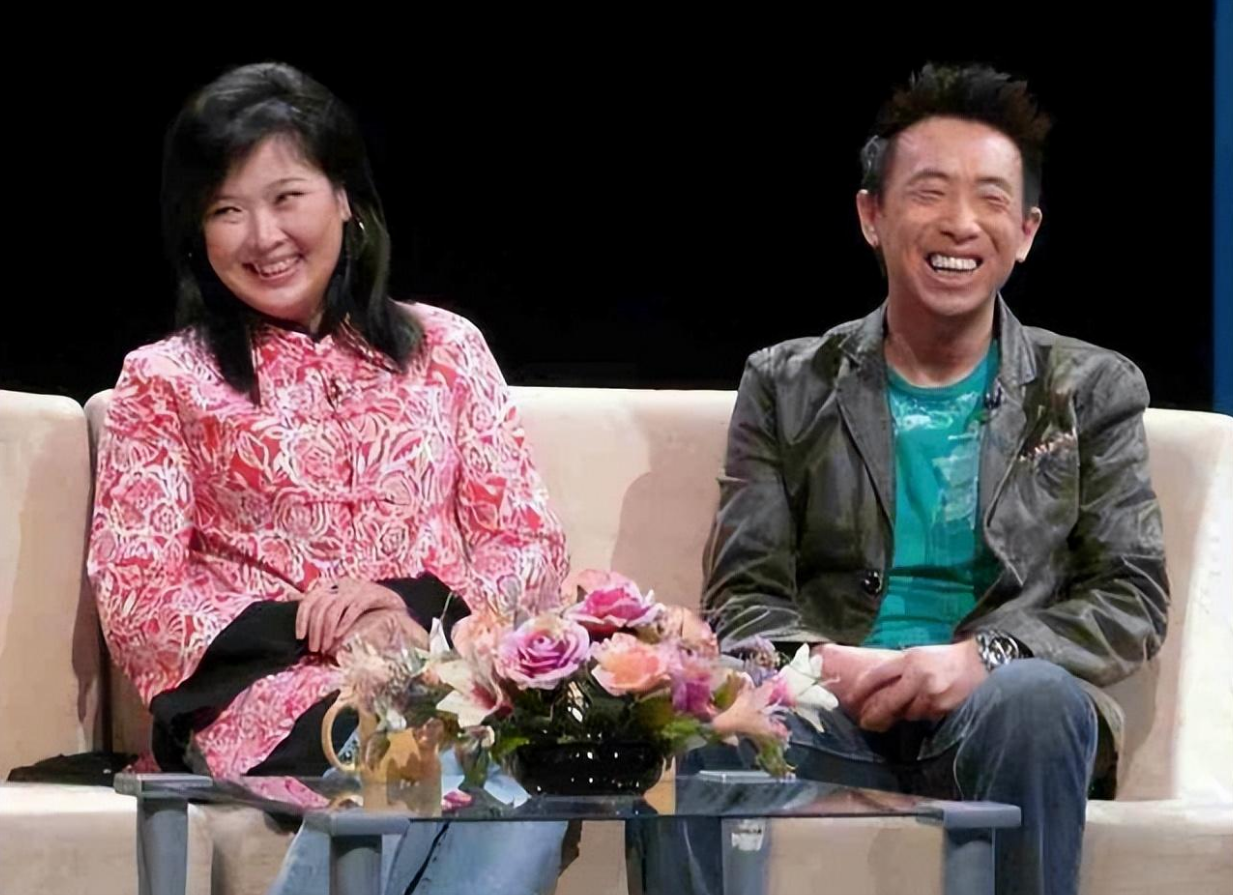 值得一说的是,虽然范雷的岳母当年一度反对他和他的妻子在一起,可范雷