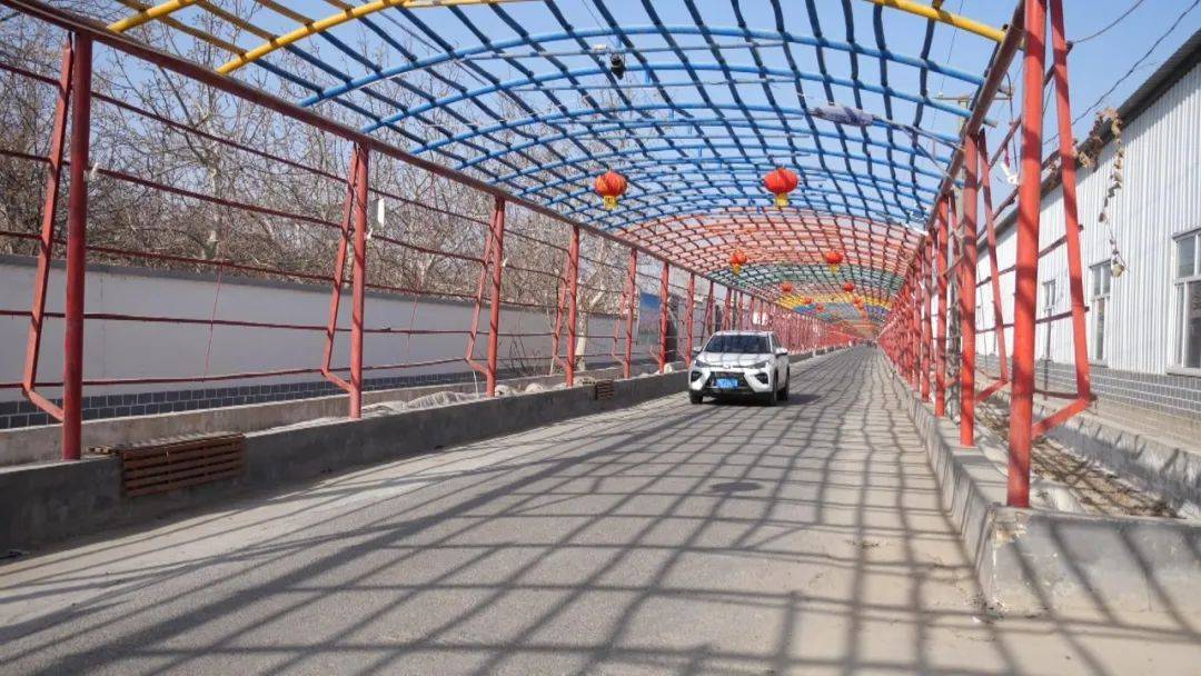 安装路灯暖民心 照亮群众幸福路_村民_沙雅县_古勒巴格