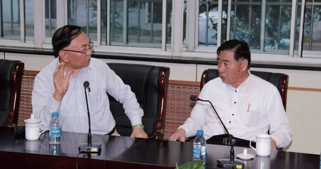 许多年后,身为董事长的陈光威还借用这句话来告诫员工:"我们要想干一