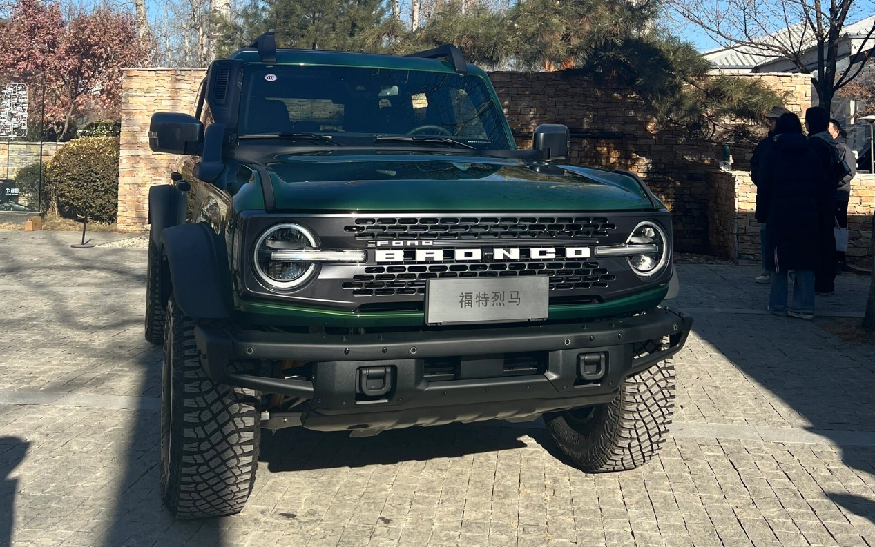 国产福特烈马实车现身,大过坦克300配无框车门_搜狐汽车_搜狐网