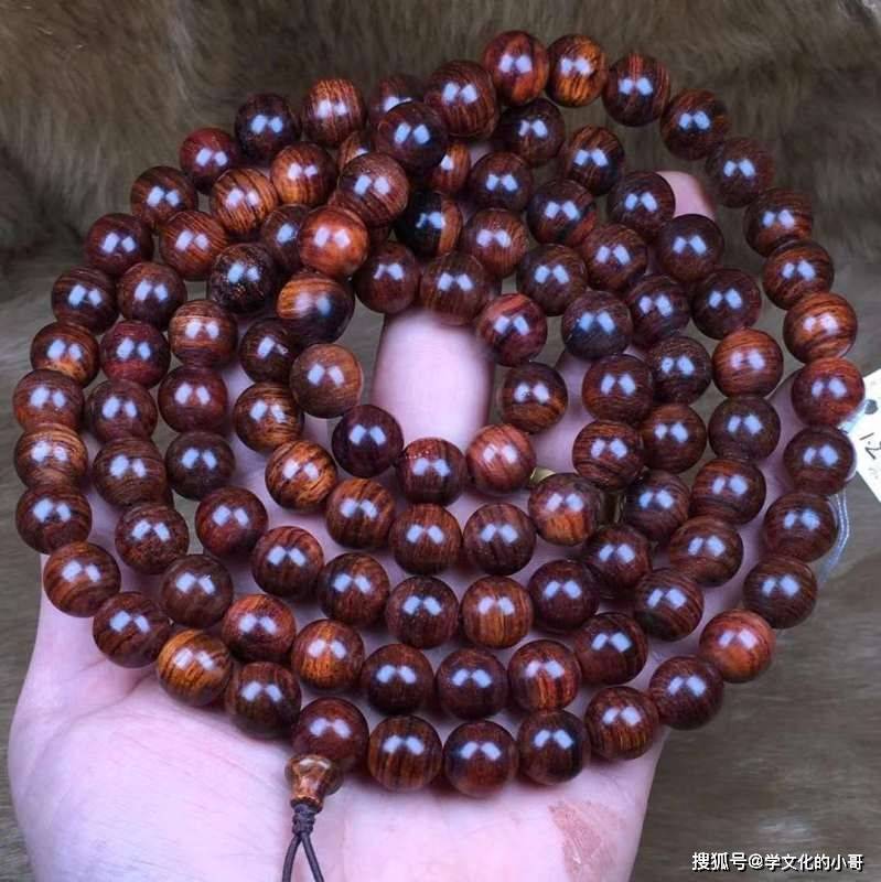 海南黄花梨手串怎么盘玩比较靠谱?_包浆_时间_表面