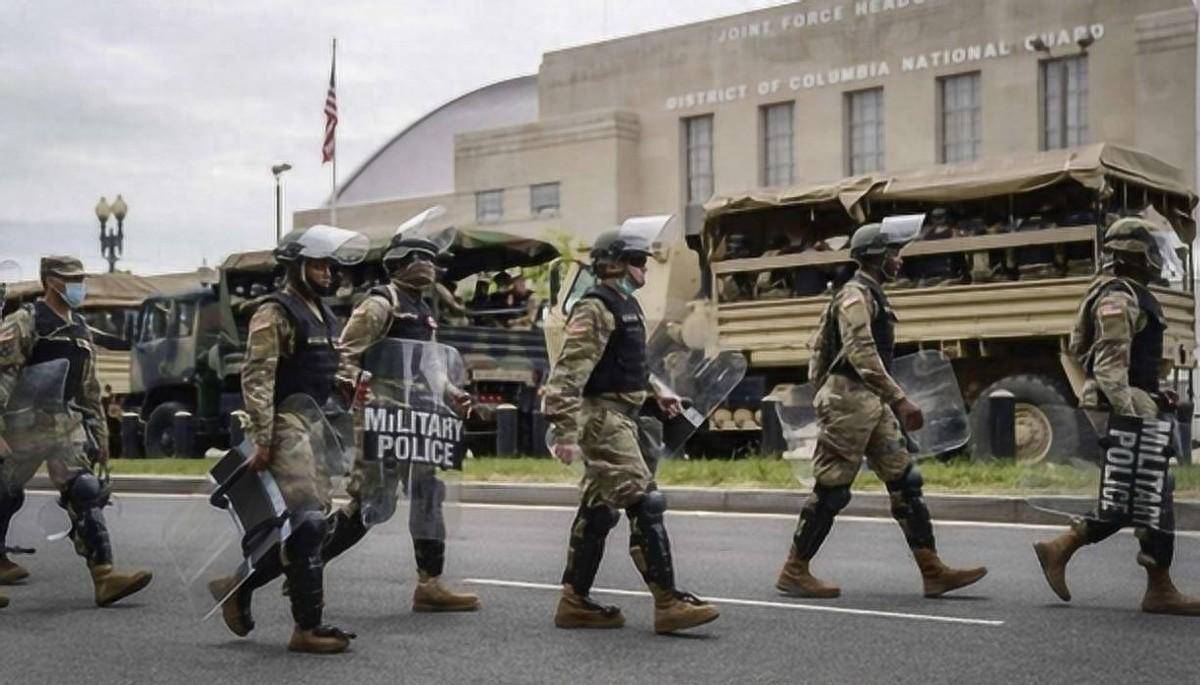 美国得州引爆两党矛盾,拜登只剩下一个选择_政府_政治_爆发