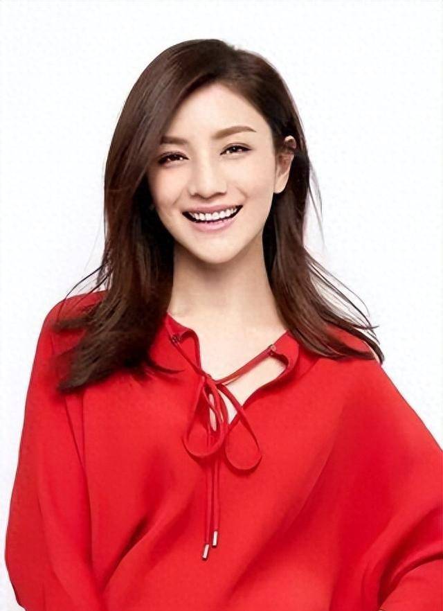 弃前程,如今含泪哭诉婚姻现状,作为丈夫沙溢难辞其咎_霍克_shai_胡克