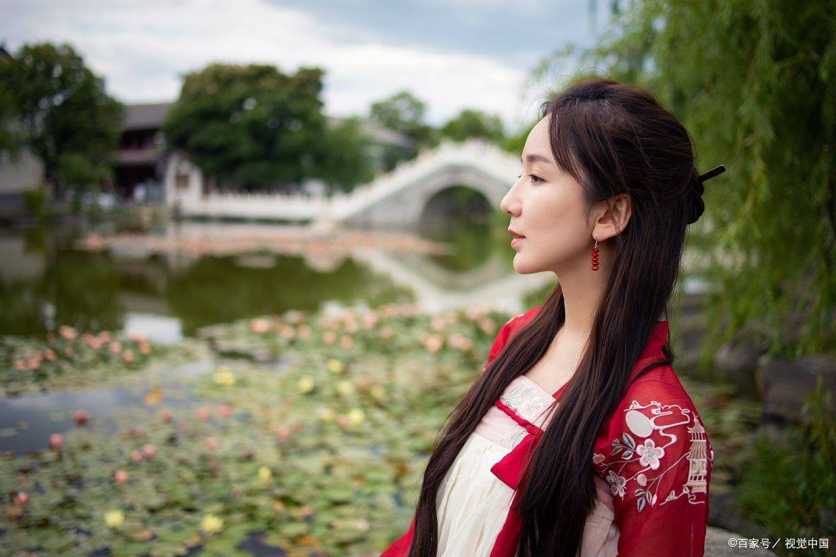 苏杭当地美女导游带您玩转各大景点,准备去苏杭的朋友们快快收藏