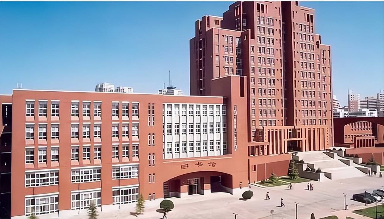 天津城市职业学院校园环境_天津市城市职业学院_天津城市职业学院校标