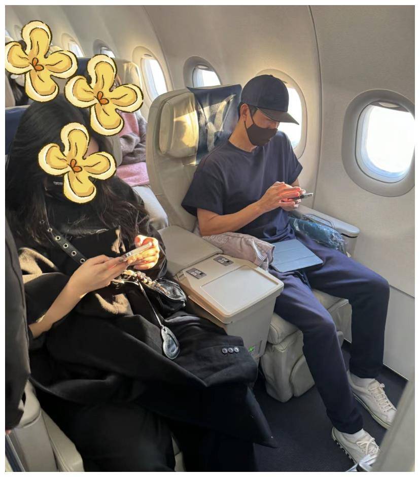 王阳一家三口外出度假,3岁女儿近照曝光,高斯穿搭低调超漂亮_老婆