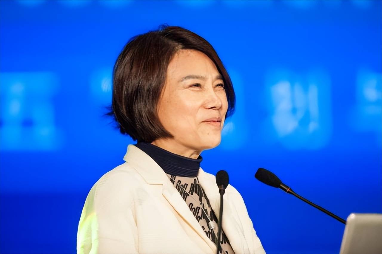 却拿回恒大报销,刘强东则自掏腰包送羽绒服_董明珠_老家_宿迁