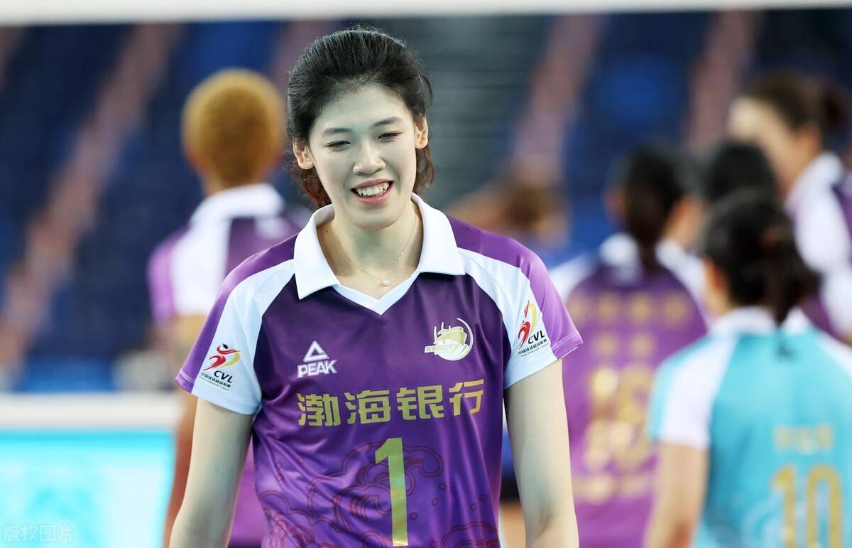 天津女排惊艳逆袭,李盈莹破局关键时刻,王艺竹mvp成决胜之星!