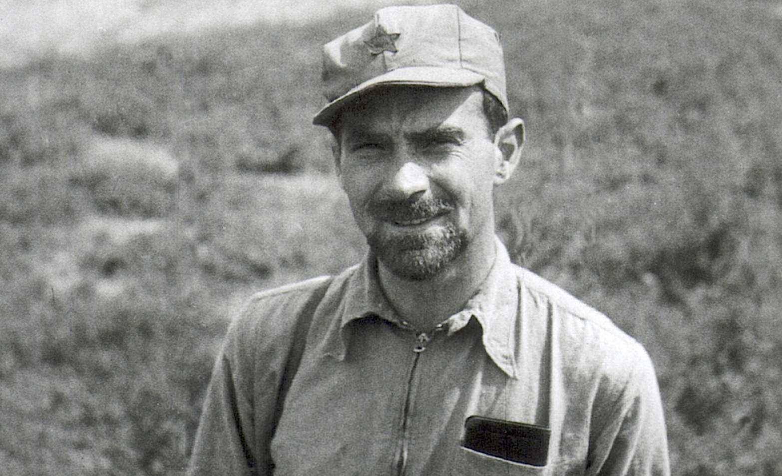 在白修德的资料中,曾经记录过关于"1942年"的河南灾荒,他说:从洛阳