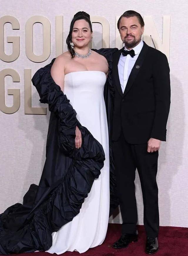 她们肤白貌美性感火辣_连衣裙_妻子_小罗伯特唐尼