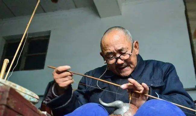 一颗卖几千万,那个天珠到底咋回事_玩意_唐朝_东西