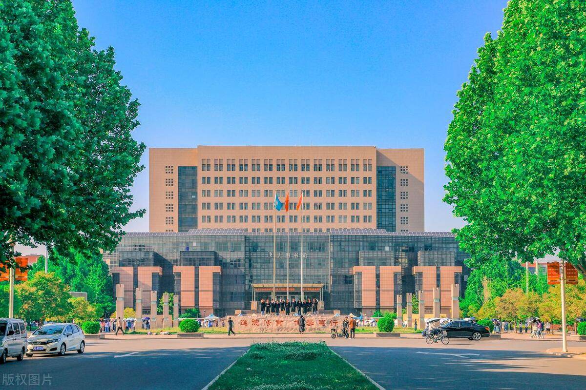 2024年河南省民办大学排名,郑州升达经贸管理学院第八_全国_职业_技术