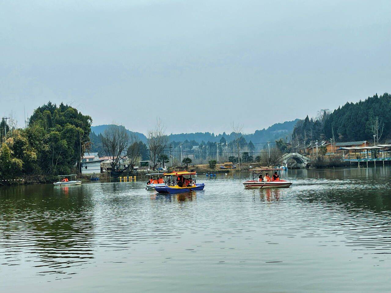 四川梓潼:春节将至 生态旅游市场受青睐_公园_农业_游客