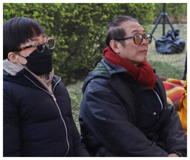 60岁李连杰:晚年信佛,患甲亢多年,脸上"老人斑"十分明显_利智_生活