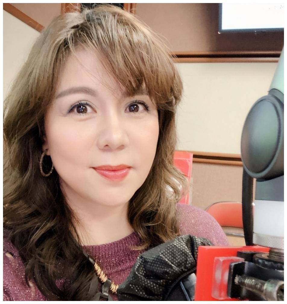 《康熙微服私访记》8位女主现状,个个风韵犹存,婚姻却