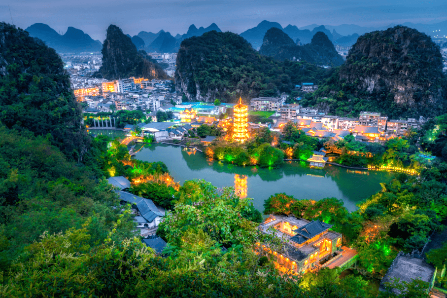 自己到广西阳朔西街玩三天大概费用,桂林旅游3天2晚自由行程_景点