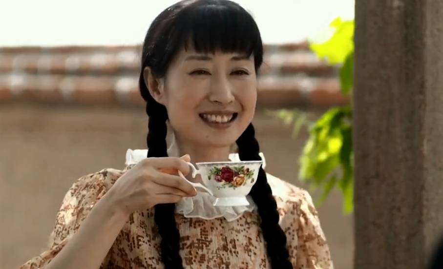 24岁出演人鬼情缘里的小倩,14年后演父母爱情里的葛老师_刘敏涛_安杰