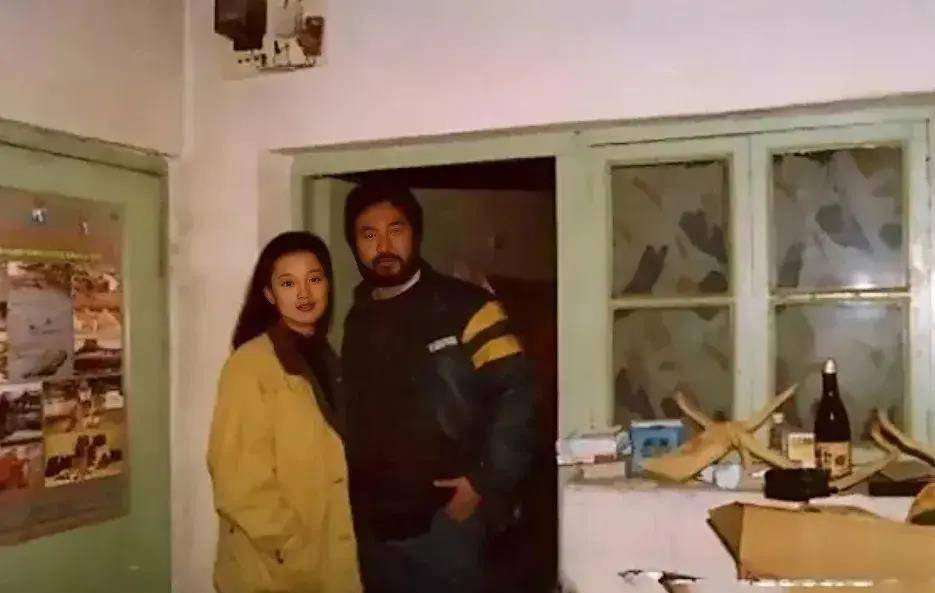 张纪中娶了几个老婆生了几个娃?