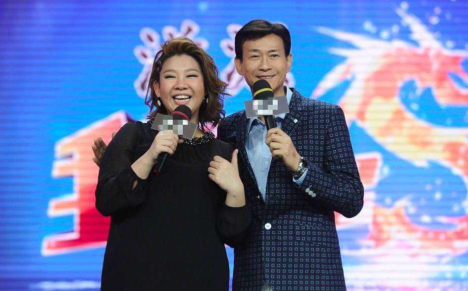 同样是郑少秋基因,把沈殿霞和官晶华的女儿一对比,差距就出来了