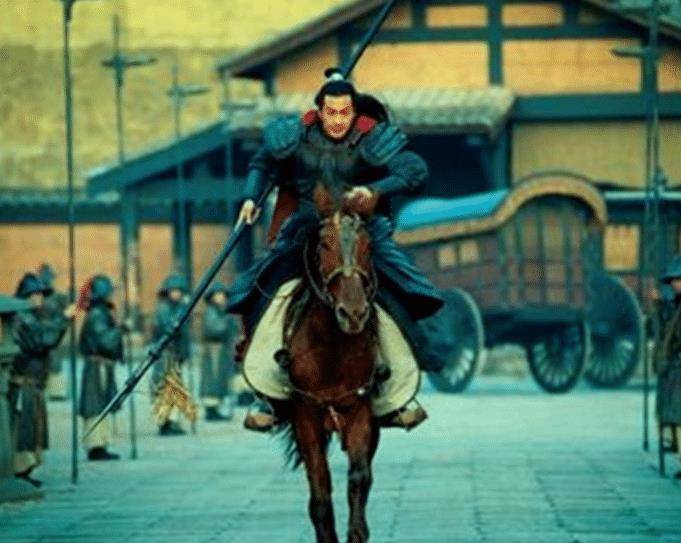 蒋昕捷:20年前高考作文满分,11年前曝光地沟油,现在