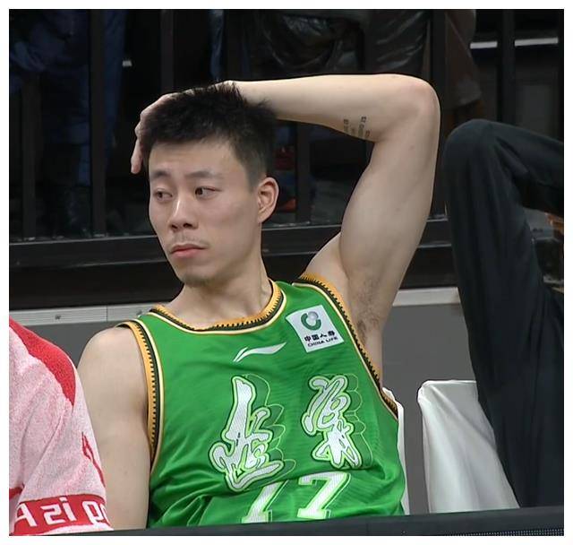 张镇麟舍纹身担任重任,海报曝光,春晚确定演什么?_李晓旭_舞台_扣篮