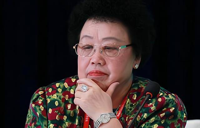 北京富婆陈丽华:娶了小11岁的"唐僧",结婚33年从不叫对方名字_迟重瑞