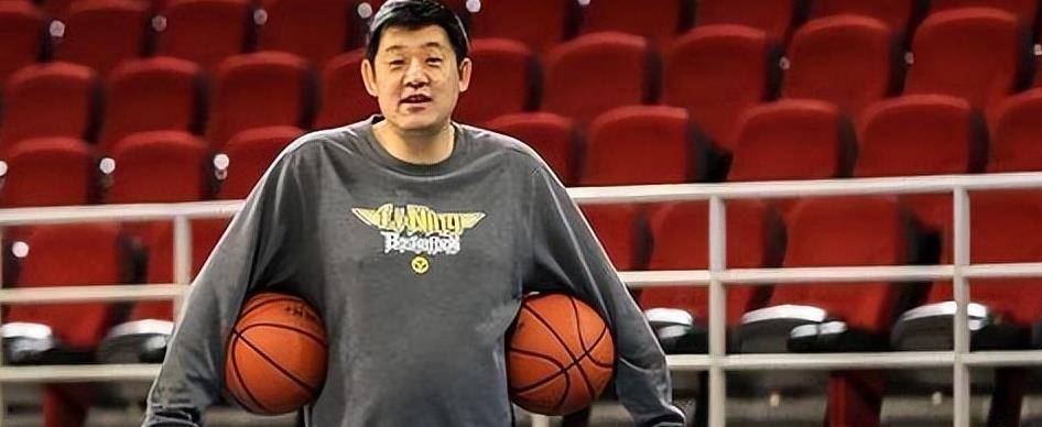 cba"虎王"孙军:女子是貌女子主持,女儿身兼多职,进军娱乐圈_篮球_比赛