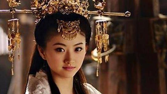 刘禅2任皇后都是张飞之女,为何不选关羽之女?