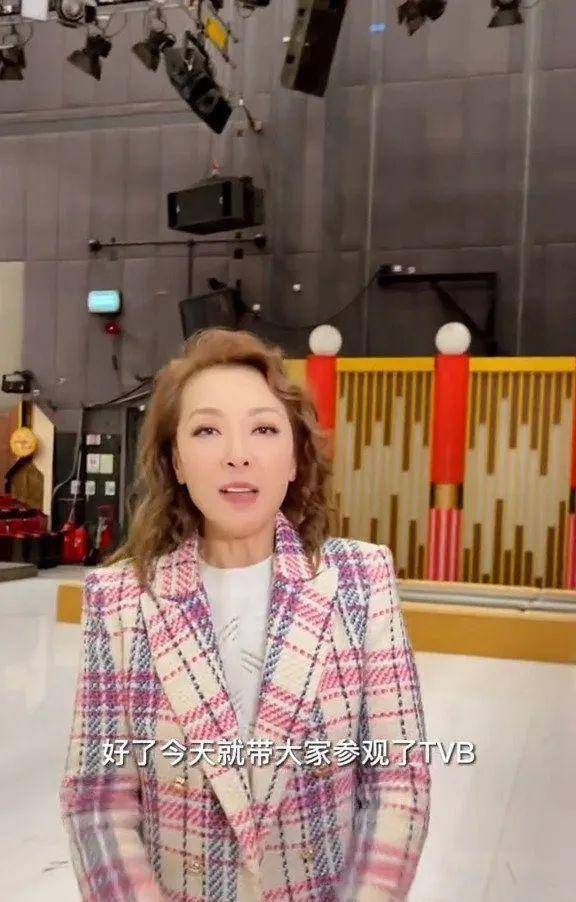 曾与有妇之夫拍拖,52岁享受单身_郭少芸_发展_内地