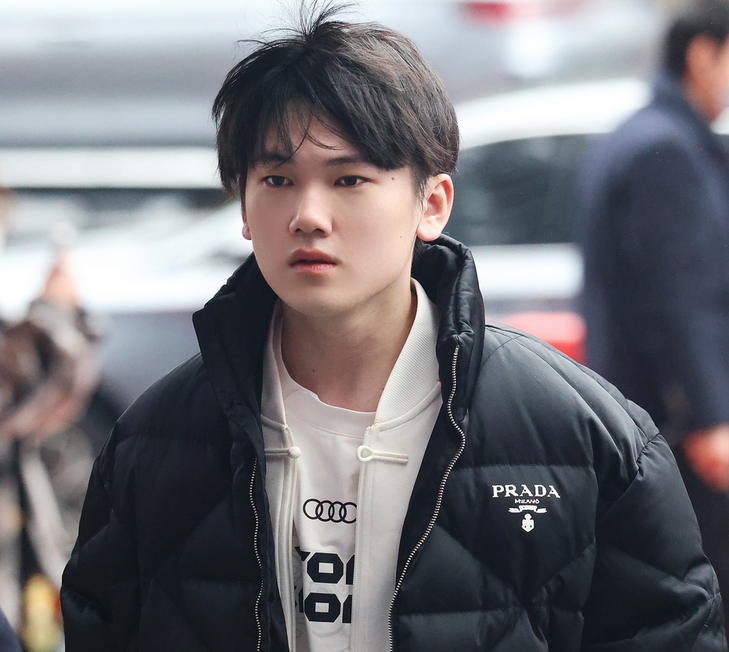 tes阿水官宣空降抖音,首个视频就玩梗,太欢乐了_实力_赛场_表演