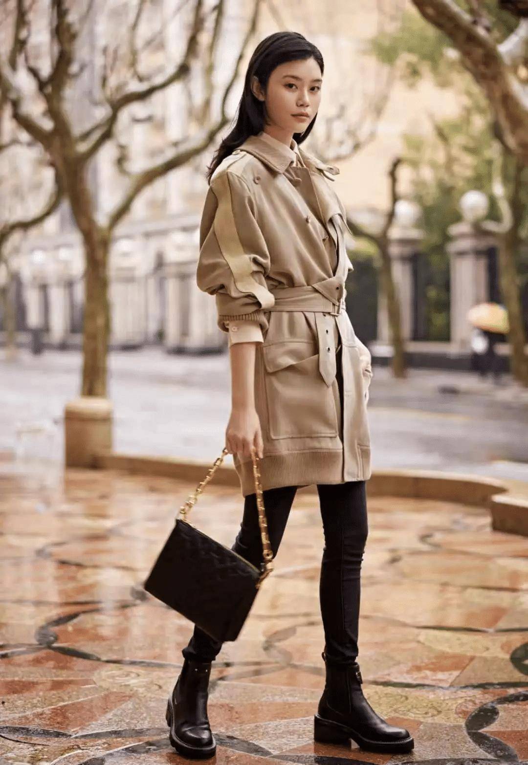 奚梦瑶豪门生活太滋润,穿抹胸连衣裙身材发福,超模气场仍在_基础_黑色