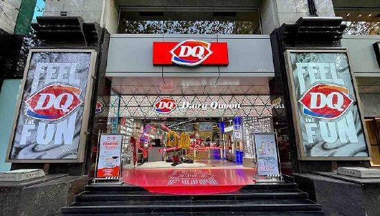 以"倒杯不撒"为亮点的冰淇淋品牌dairy queen 冰雪皇后(下称"dq")似乎