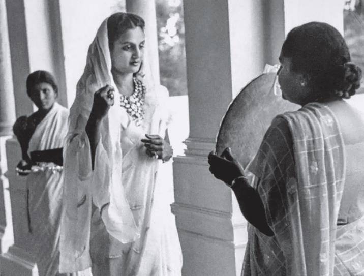 出身婆罗门,二婚改嫁王储,家里地毯都镶满珍珠_西塔·德维_辛格_王子