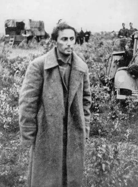 希特勒最疼爱的两个侄子_里奥_海因茨_斯大林格勒