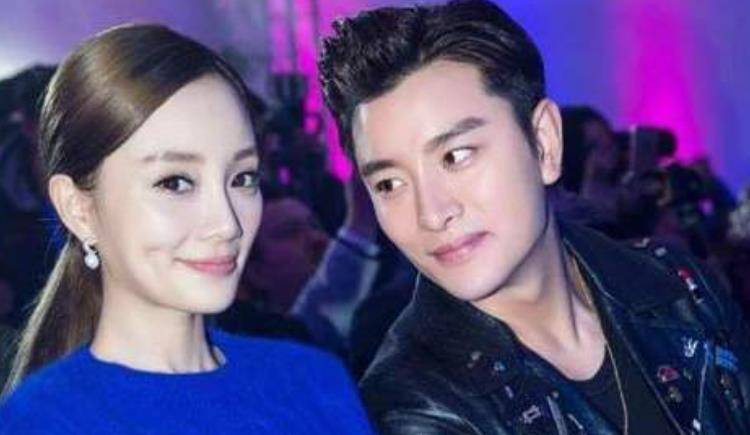 除此之外,娱乐圈中另一个憋屈的男明星,他就是贾乃亮,当时李小璐和
