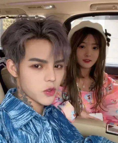 曾送前男友百万豪车,却向殷世航索要520万彩礼_何婧婧_直播_平台