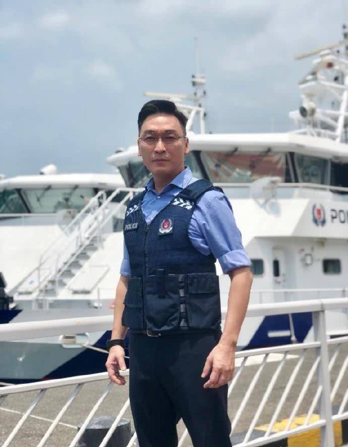 28年不离不弃,老婆像整容了一样,他像减龄十岁_陈莉萍_陈泰_漂亮