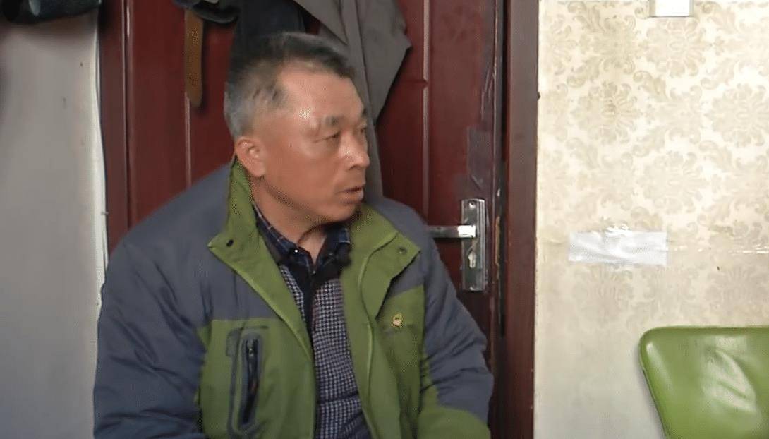 这次的分手让刘义老师感到失落,但他并没有放弃.