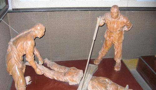 残忍百倍的刑罚,让人不寒而栗 实施以来无人敢犯罪_犯人_腰斩_百姓