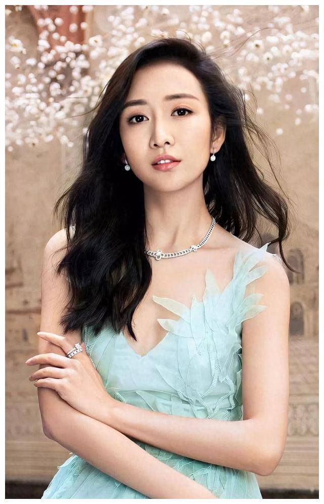 模特转型演员,王鸥演技惊艳,引发热议!_表演_观众