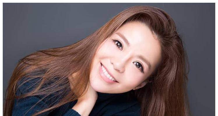 三次抗癌的央视主播：朱迅，是如何做到钢铁是怎样炼成的！-央视主持人朱迅得什么癌症