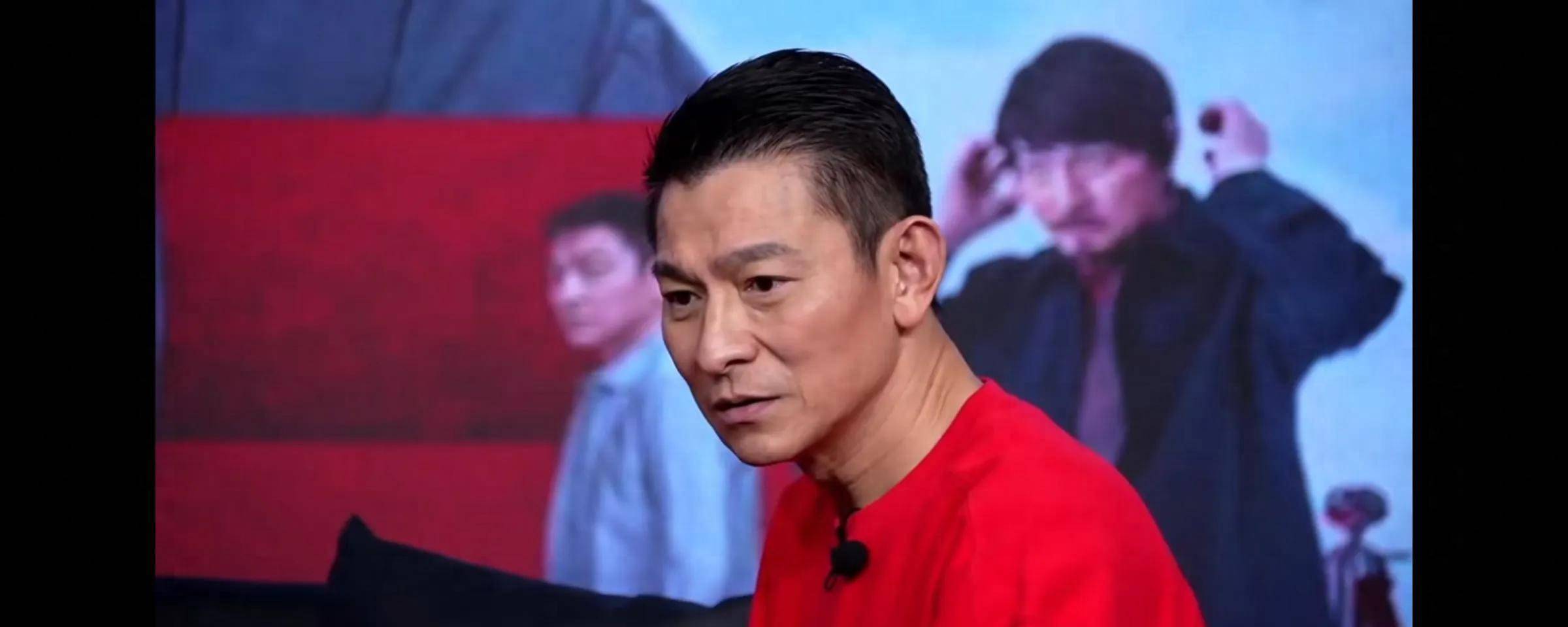 刘德华在超市上班19年了,60岁的他自己都忘记几几年的