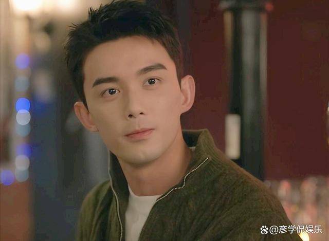 躲过风情万种的陈好,却被大露赘肉的她惊艳,这个女人?