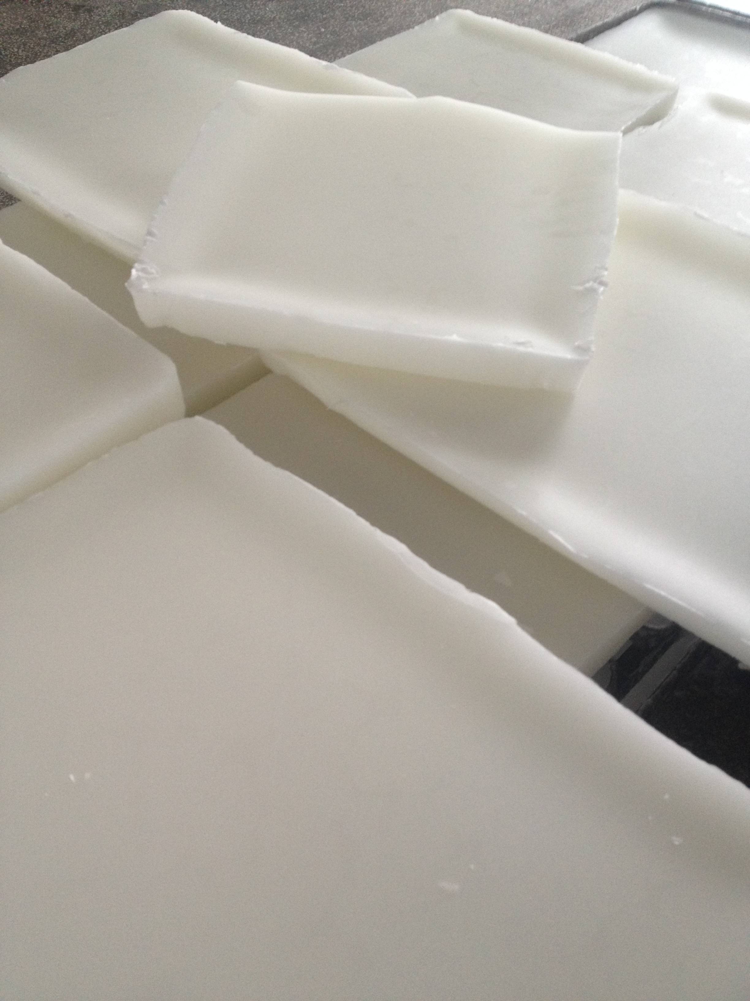 化妆品中微晶蜡与白地蜡的区别_产品_成分_润滑