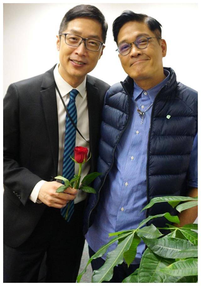 郑启泰离世:成功求婚女友,好友马浚伟痛失挚友_作品_王雁_家人