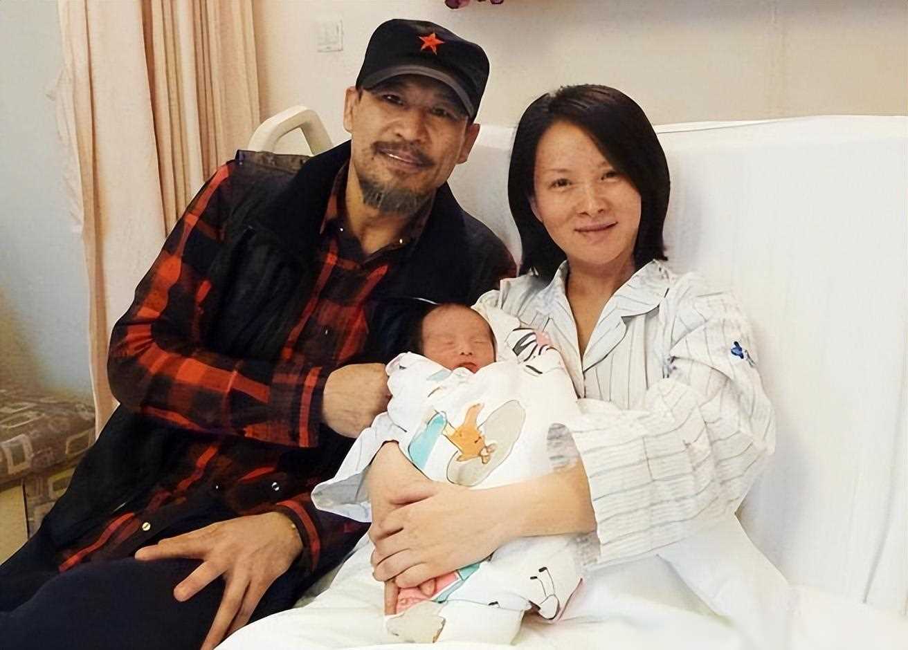 演员谢兰:出身聋哑家庭,嫁大11岁丈夫丁克12年,41岁意外