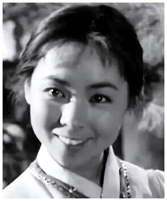 刘尚娴幸运嫁给初恋丈夫,成为予以救赎的演员_演艺