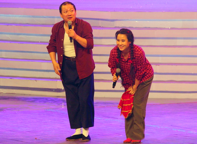 《乡村爱情16》又塞关系户,唐鉴军的女儿登场,和导演