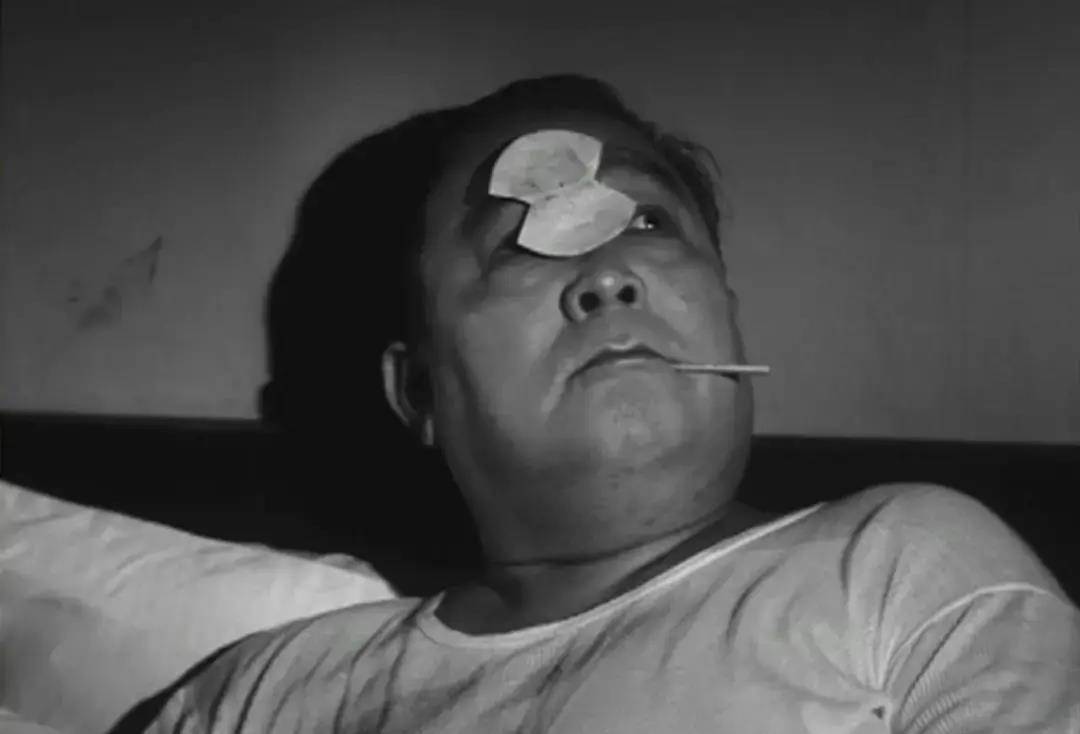 张爱玲太逗了,电影《南北一家亲》:笑星梁醒波与斗