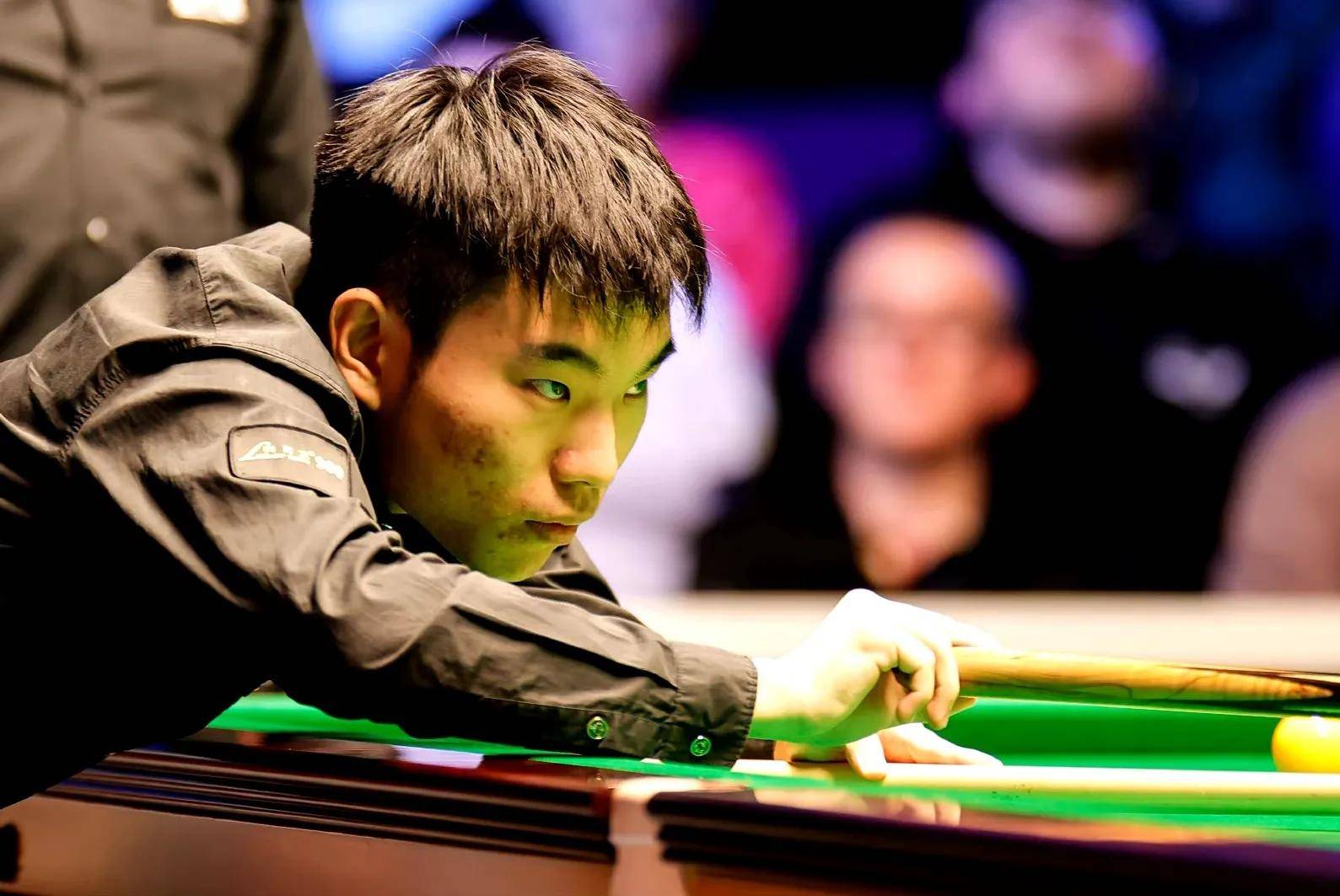 冠军联赛第5组希金斯飚第198杆147满分杆,胜沃顿夺冠,范争一第3_小组